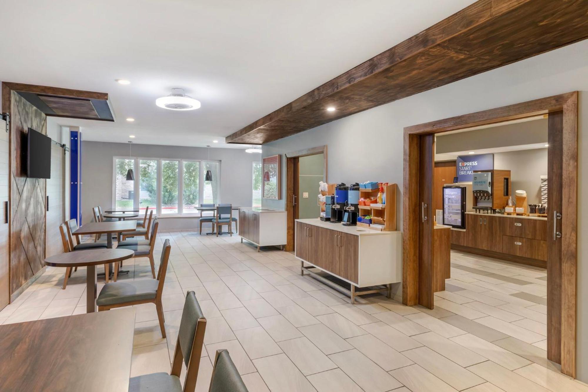 Holiday Inn Express Hotel And Suites Alice By Ihg Exteriér fotografie