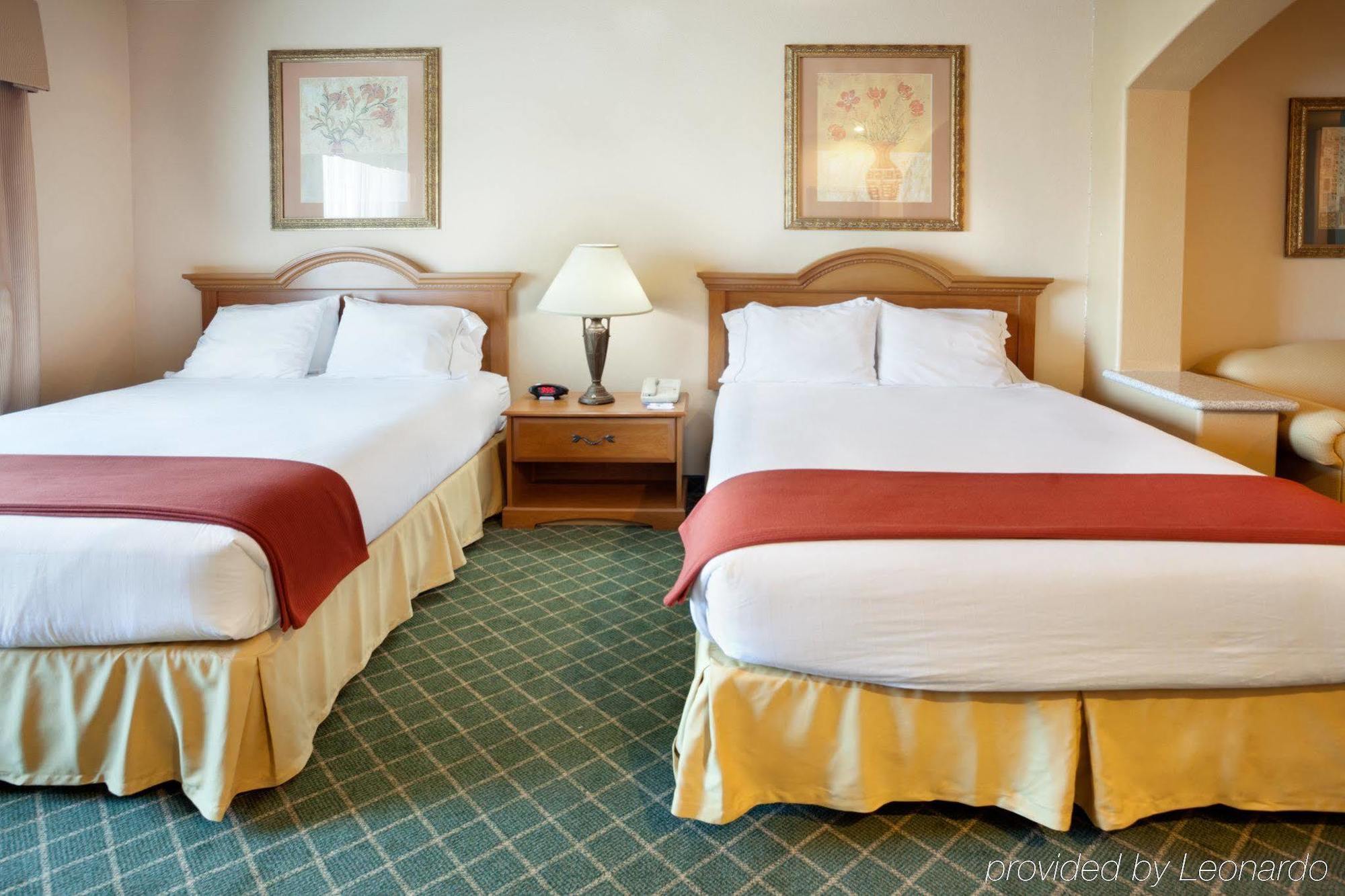 Holiday Inn Express Hotel And Suites Alice By Ihg Pokoj fotografie